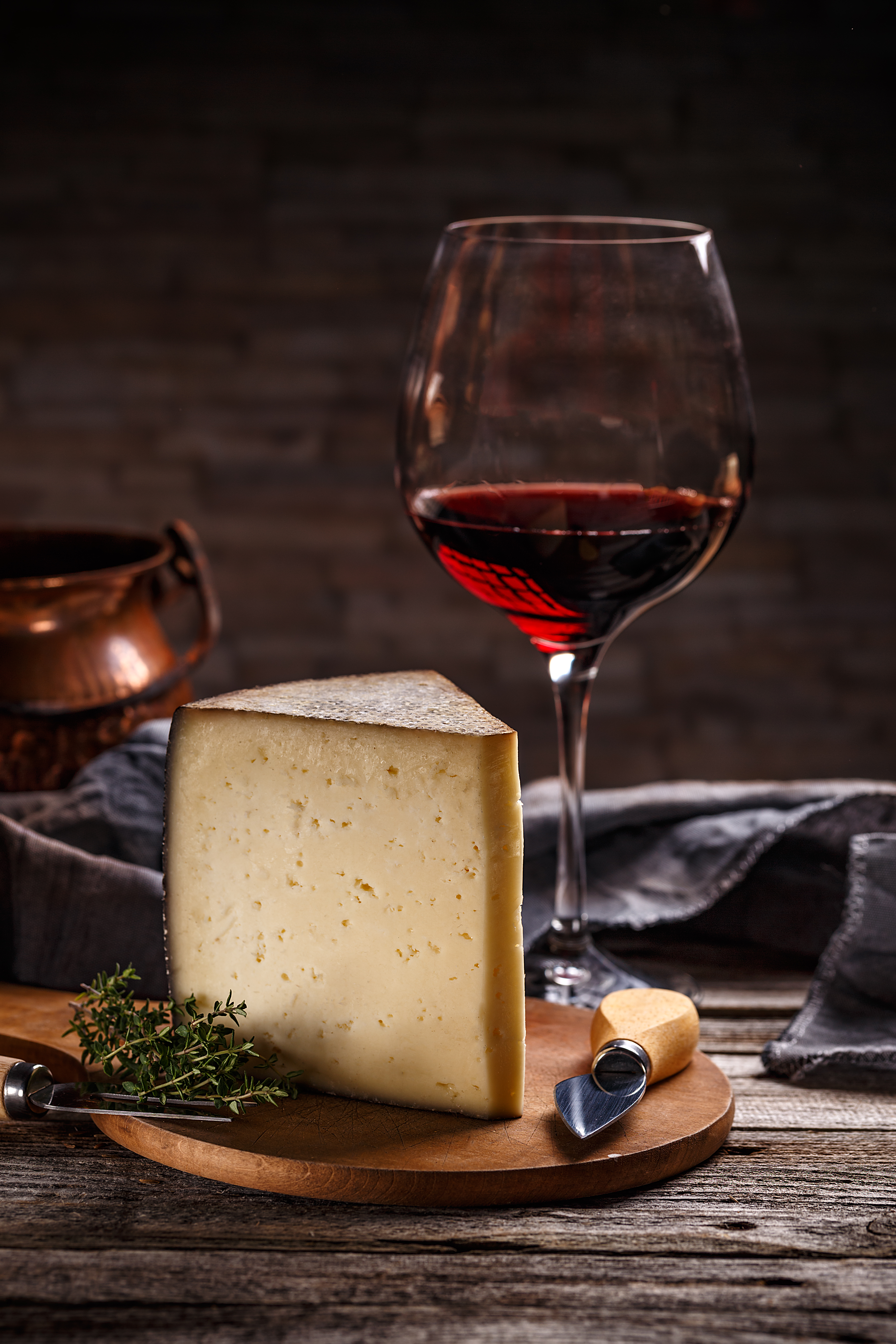 wine-and-cheese-KXVY6QW.jpg